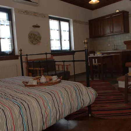 Apartament Vera's Traditional House