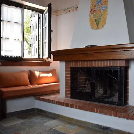 Vera's Traditional House