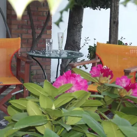 Vera's Traditional House Apartament *