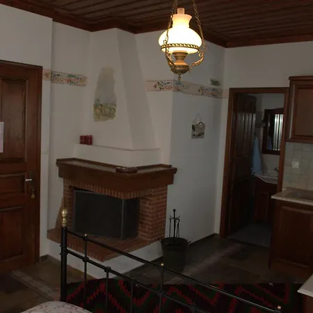 Apartment Vera's Traditional House *