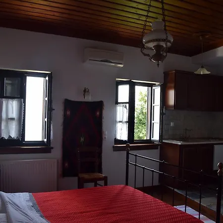 Vera's Traditional House