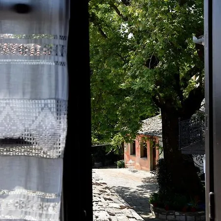 Lejlighed Vera's Traditional House *