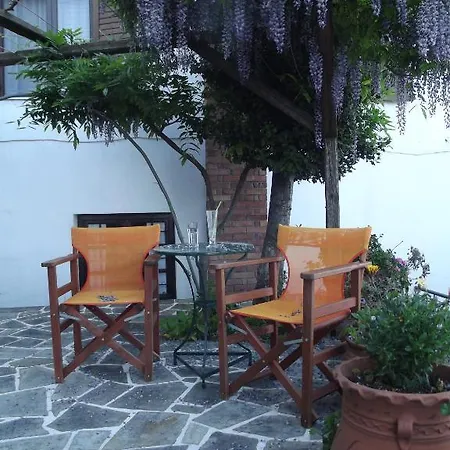 Apartment Vera's Traditional House *