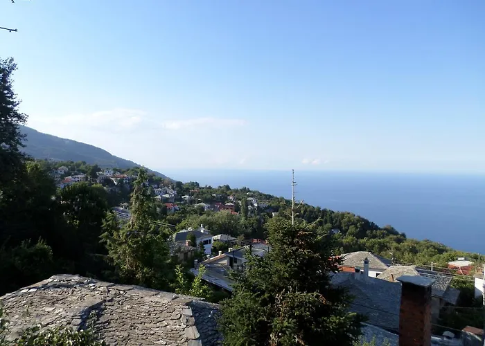 Vera's Traditional House Apartmán