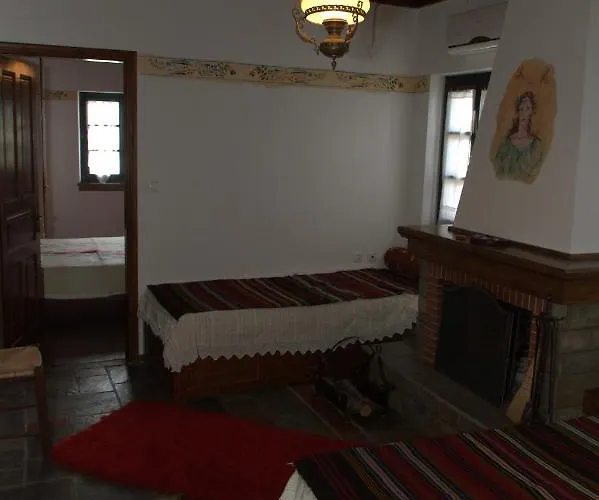 Vera's Traditional House